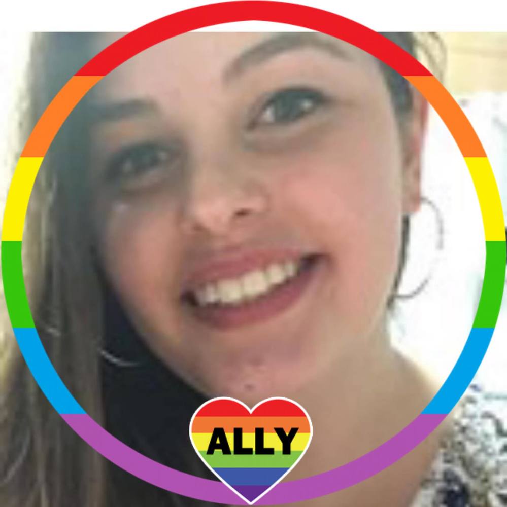 Meet your Posher, Alexandra